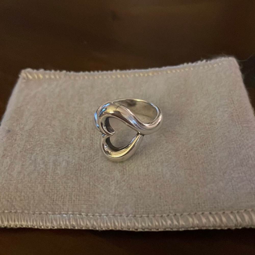 Rare Retired James Avery Abounding Heart Sterling Silver Ring Size 5.5